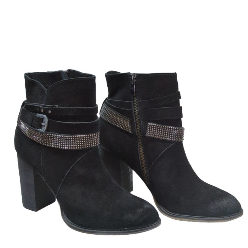 Chinese Laundry Zanga Suede Ankle Boots
